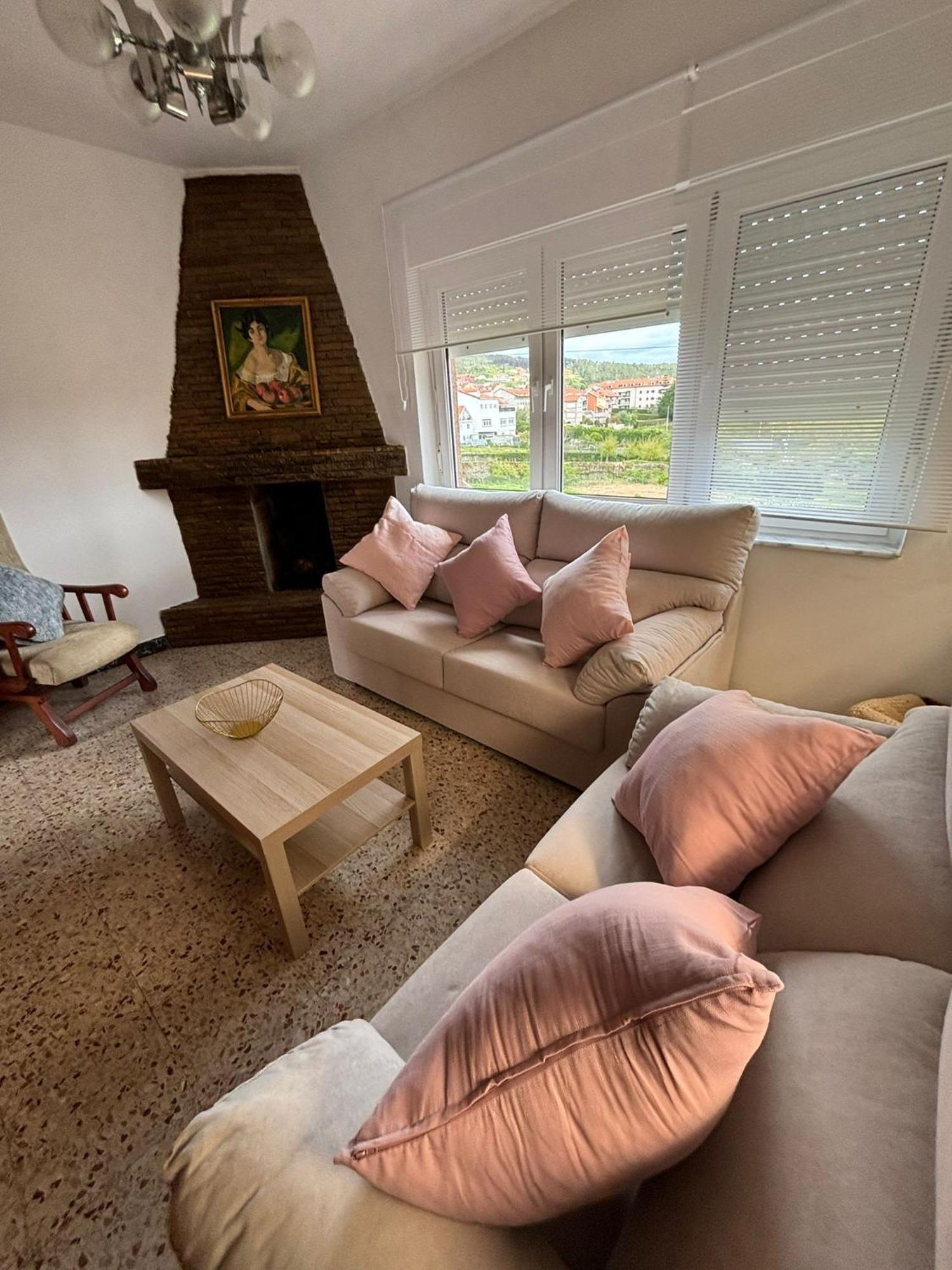 פיניסטרה Casa De La Nina,Chalet Familiar Con Gran Terraza מראה חיצוני תמונה