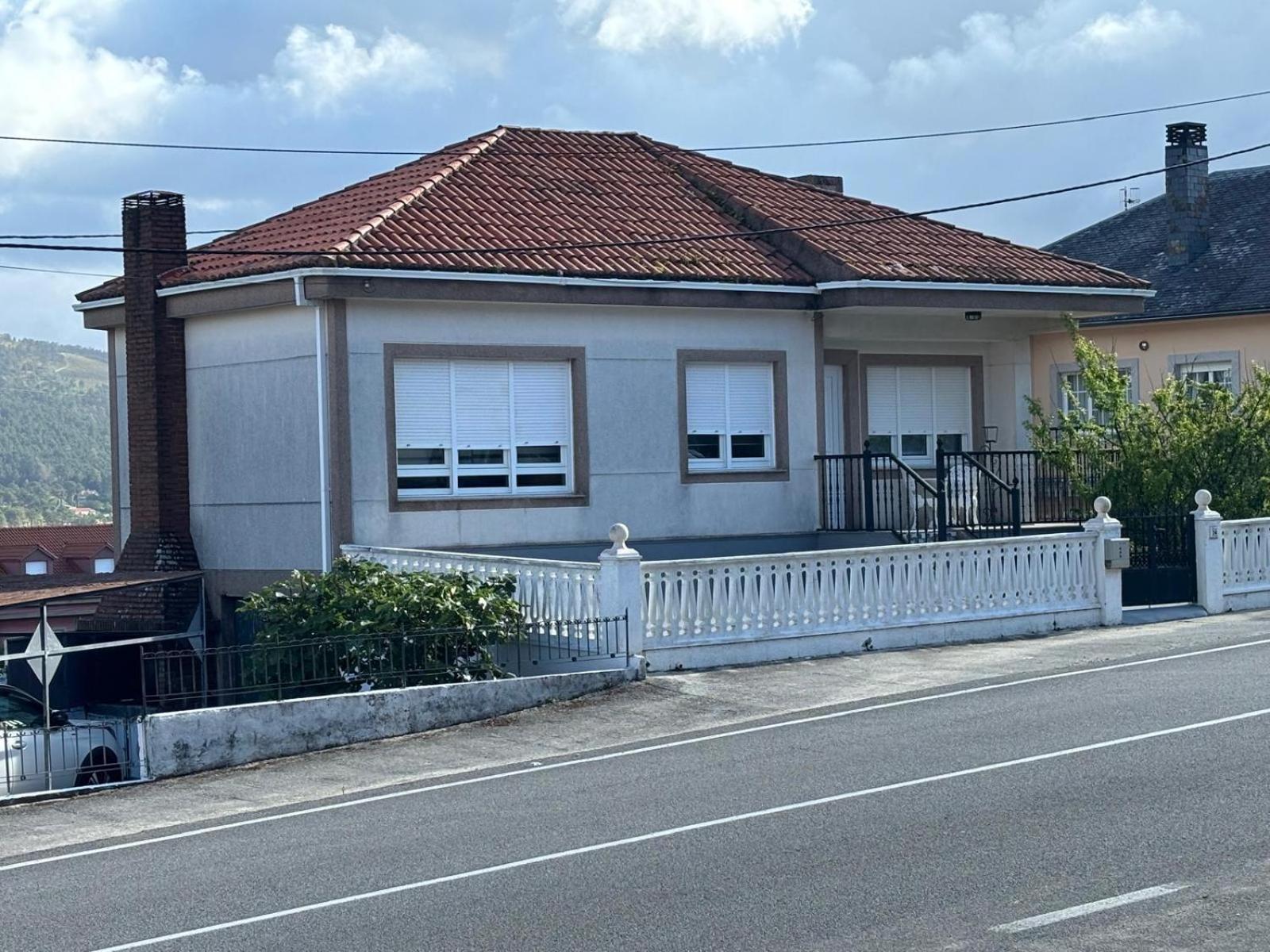 פיניסטרה Casa De La Nina,Chalet Familiar Con Gran Terraza מראה חיצוני תמונה